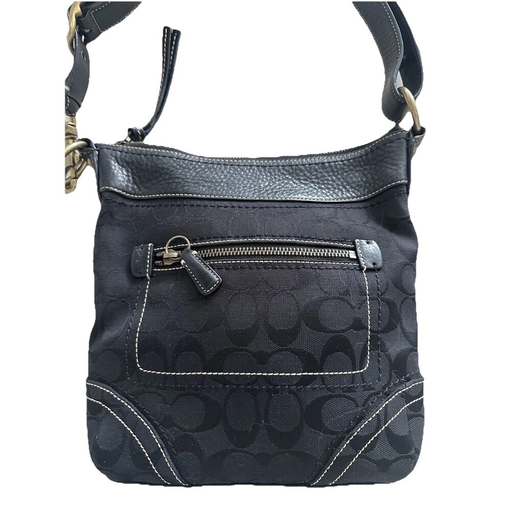 Coach Black NWOT Slim Legacy Crossbody Shoulder Bag Purse Adjustable E065-10402